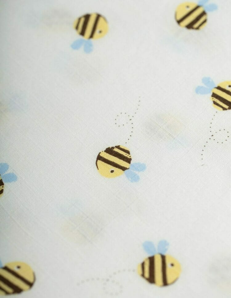 Muslin Swaddle for baby - Frugi