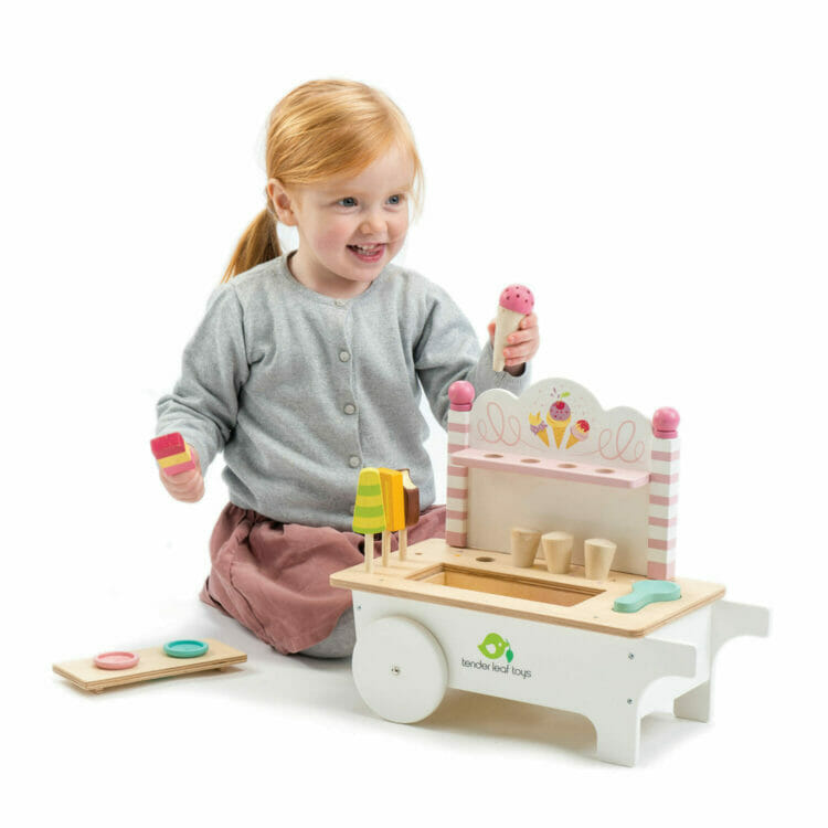Koka saldējuma ratiņi bērniem - Tender leaf toys