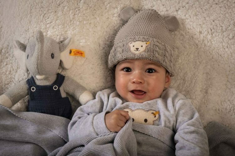 Brūna mazuļu adīta lācīša cepure - Steiff