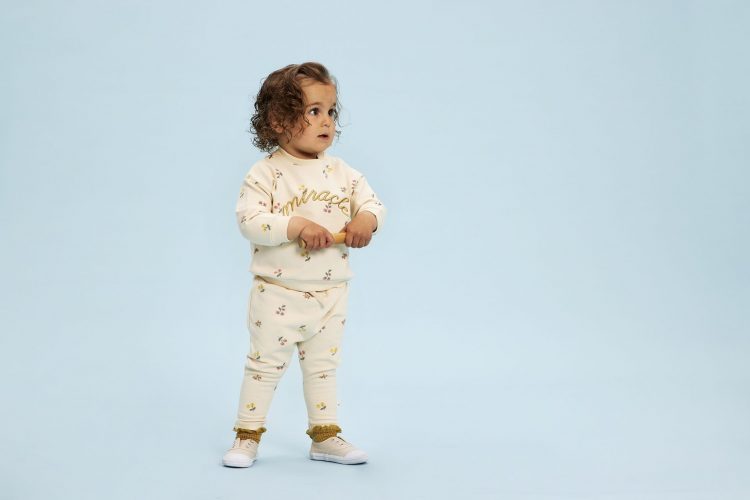 Beige baby sweatpants with flowers - The New