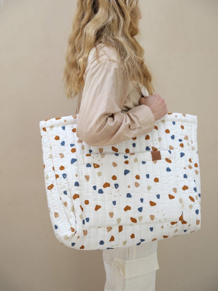 Quilted tote bag in terrazzo - Fabelab