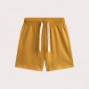 Skateboard print t-shirt & mustard shorts set - Du pareil Au Meme